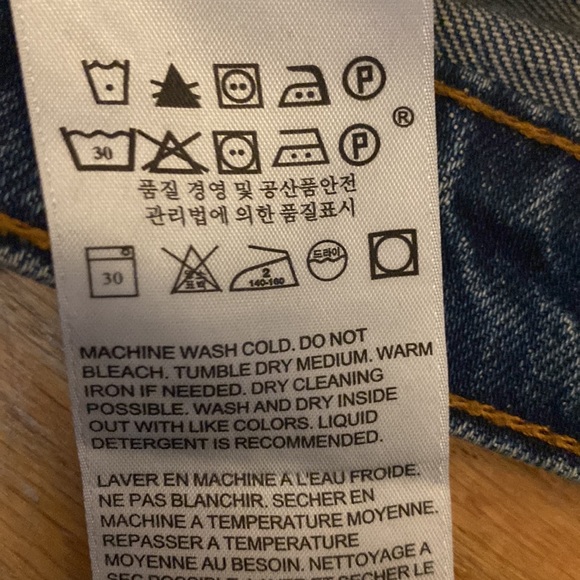 Levi’s Distressed Medium Wash Straight Leg Jeans in Size 24 - Picture 13 of 14